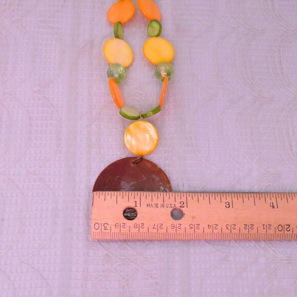 Handmade Fall Color Shell Necklace Women 21 Inches - Picture 5 of 7